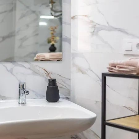 Estudio Tranquilo Cerca Del Centro Valence