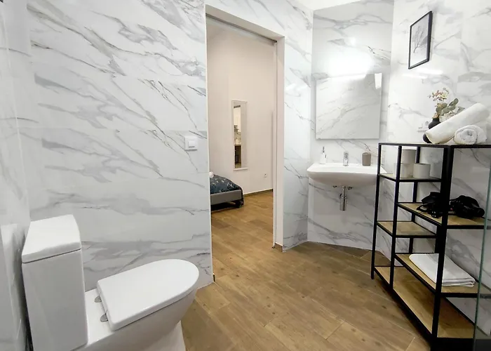 Estudio Tranquilo Cerca Del Centro * Valenza