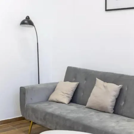 Estudio Barrio Patraix - Cerca Del Centro Апартаменты *