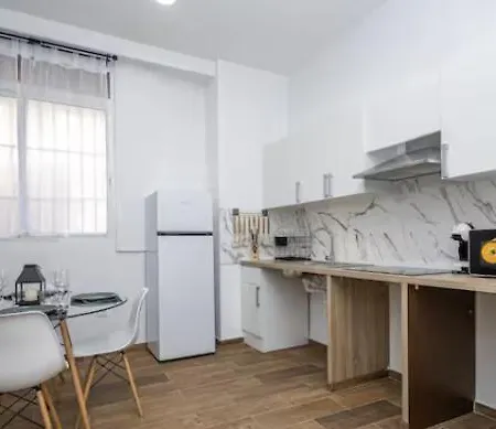 Estudio Barrio Patraix - Cerca Del Centro Апартаменты *