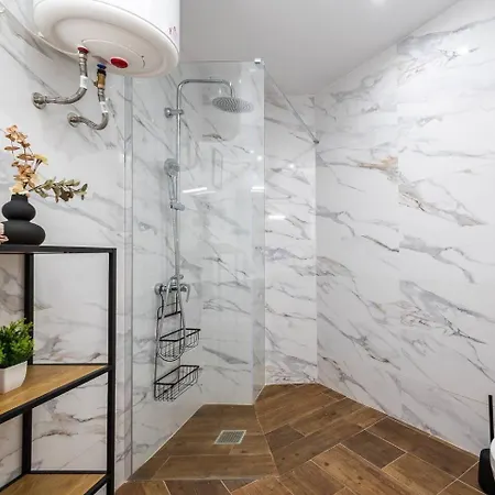 Estudio Barrio Patraix - Cerca Del Centro Апартаменты